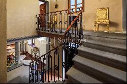 Luxury villa between Pisa and Florence