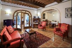 Luxury villa between Pisa and Florence