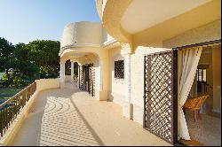 House, 5 bedrooms, for Sale