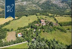 Luxury property with pool for sale near Bologna