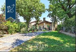 Luxury property with pool for sale near Bologna