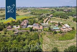 Prestigious villa with a luxury accommodation business in the province of Alessandria