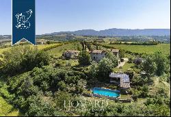 Stunning farmstead surrounded by Umbria's countryside for sale