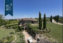 Stunning farmstead surrounded by Umbria's countryside for sale