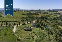 Stunning farmstead surrounded by Umbria's countryside for sale