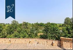 Elegant estate for sale near Pavia