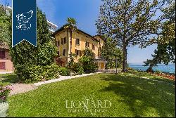 Lake Garda-front luxury Villa 