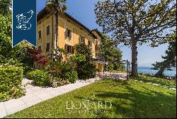 Lake Garda-front luxury Villa 