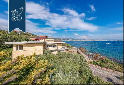 Stunning sea-facing villa for sale in Castiglioncello