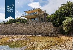 Stunning sea-facing villa for sale in Castiglioncello