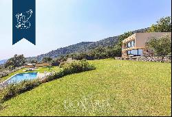 New designer estate with a wonderful enchanting pool with sea view by the Ligurian Riviera