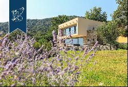 New designer estate with a wonderful enchanting pool with sea view by the Ligurian Riviera