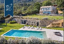 New designer estate with a wonderful enchanting pool with sea view by the Ligurian Riviera