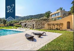 New designer estate with a wonderful enchanting pool with sea view by the Ligurian Riviera