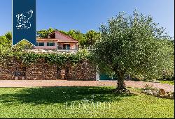 Charming dream home for sale in a high position above Liguria's Western Riviera