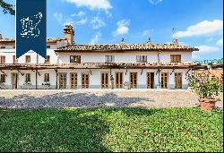 Luxury property with huge grounds, vineyards and a hunting reserve in Pavia