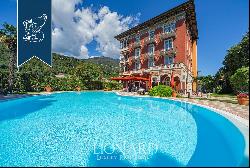 Prestigious hotel for sale directly overlooking the lake in the province of Brescia