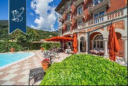 Prestigious hotel for sale directly overlooking the lake in the province of Brescia