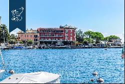 Prestigious hotel for sale directly overlooking the lake in the province of Brescia