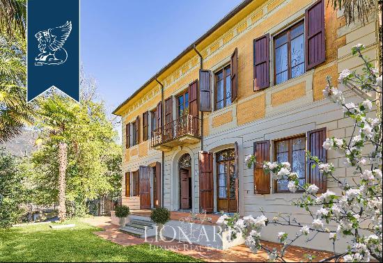 Stunning luxury villa for sale in Camaiore