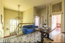 Ref. 6630 Historic villa with farmhouses and pool in Florence