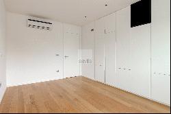 3 Bedroom Top Floor Apartment, Avenidas Novas, Lisboa