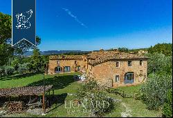 Stunning farmstead with pool for sale near Siena