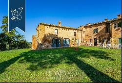 Stunning farmstead with pool for sale near Siena