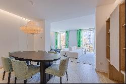 Great apartment on the top floor of a building in Paseo de Gracia