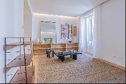 Flat with luxury finishes in the heart of Paseo de Gracia