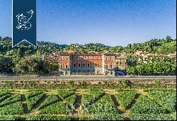 Luxury apartment with private garden for sale in Florence