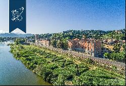 Luxury apartment with private garden for sale in Florence
