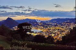 Pool & view of Lake Lugano: modern villa in Lugano-Cureggia for sale