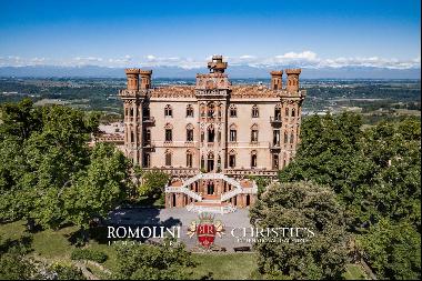Piedmont - SPECTACULAR NEOGOTHIC CASTLE FOR SALE IN THE LANGHE