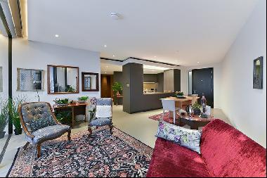 Modern two bedroom apartment to rent in Gasholders, King's Cross N1C