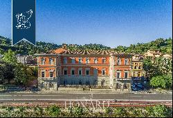 Luxurious apartment for sale in Palazzo Serristori