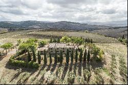 Ref. 6497 Panoramic and exclusive farmhouse with land in Pienza