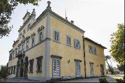 Ref. 1868  Prestigious historic villa in Florence 