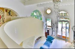 Ref. 3829 Marvelous apartment with garden in pool in the center of Florence