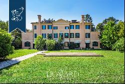 Prestigious period estate of great architectural charm in the middle of Treviso