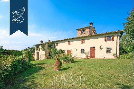 Prestigious Renovated Farmhouse withca Gym and Sauna for Sale near Florence