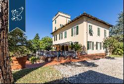 Prestigious villa with a tower for sale in Lucca