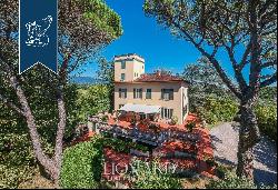 Prestigious villa with a tower for sale in Lucca