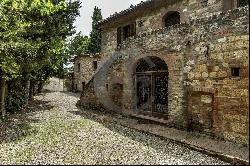 Ref. 6078 Beautiful farmhouse for sale in Montepulciano