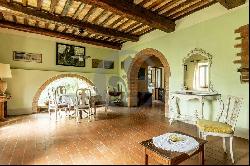 Ref. 6078 Beautiful farmhouse for sale in Montepulciano