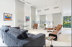 Triplex penthouse with panoramic view of Ibirapuera Park