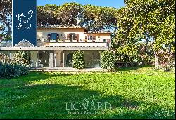 Luxury villa on the prestigious Appia Antica road