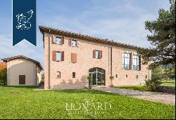 Luxury villa with swimming pool near Reggio Emilia