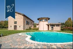 Luxury villa with swimming pool near Reggio Emilia