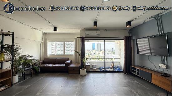 Thonglor Tower 2-Bedroom Loft-Style Condo for Sale